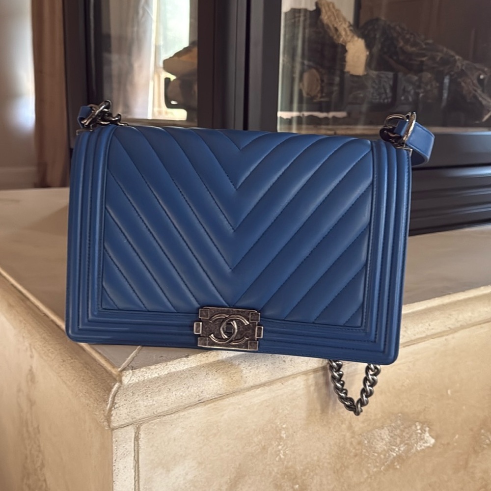 Chanel boy bag